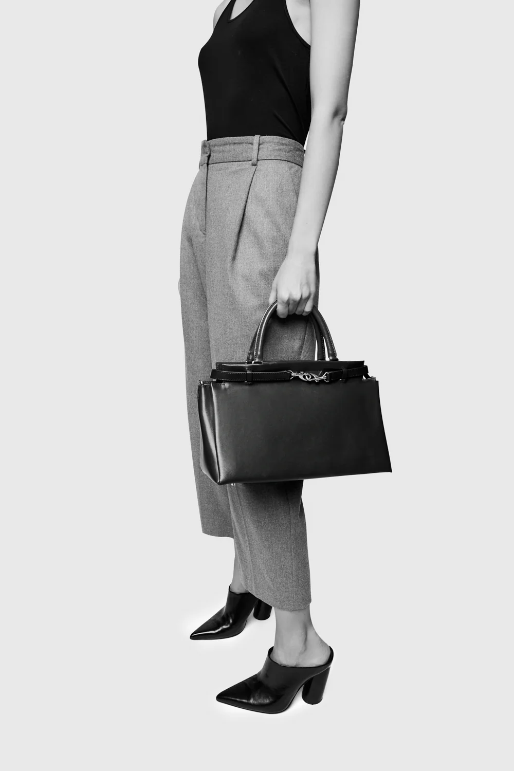 Insider Shoulder Bag - Image 5