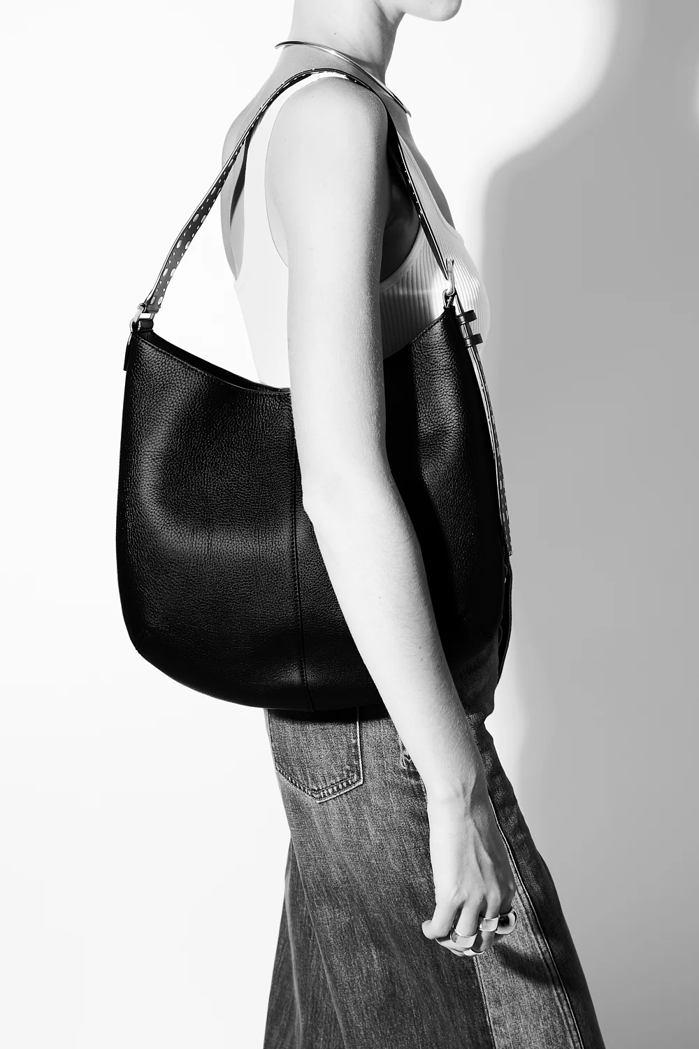 Naomi Hobo - Image 3